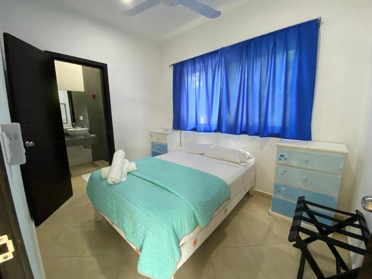 Bed and Breakfast Esquina De La Felicidad De Playacar Плая-дель-Кармен Экстерьер фото