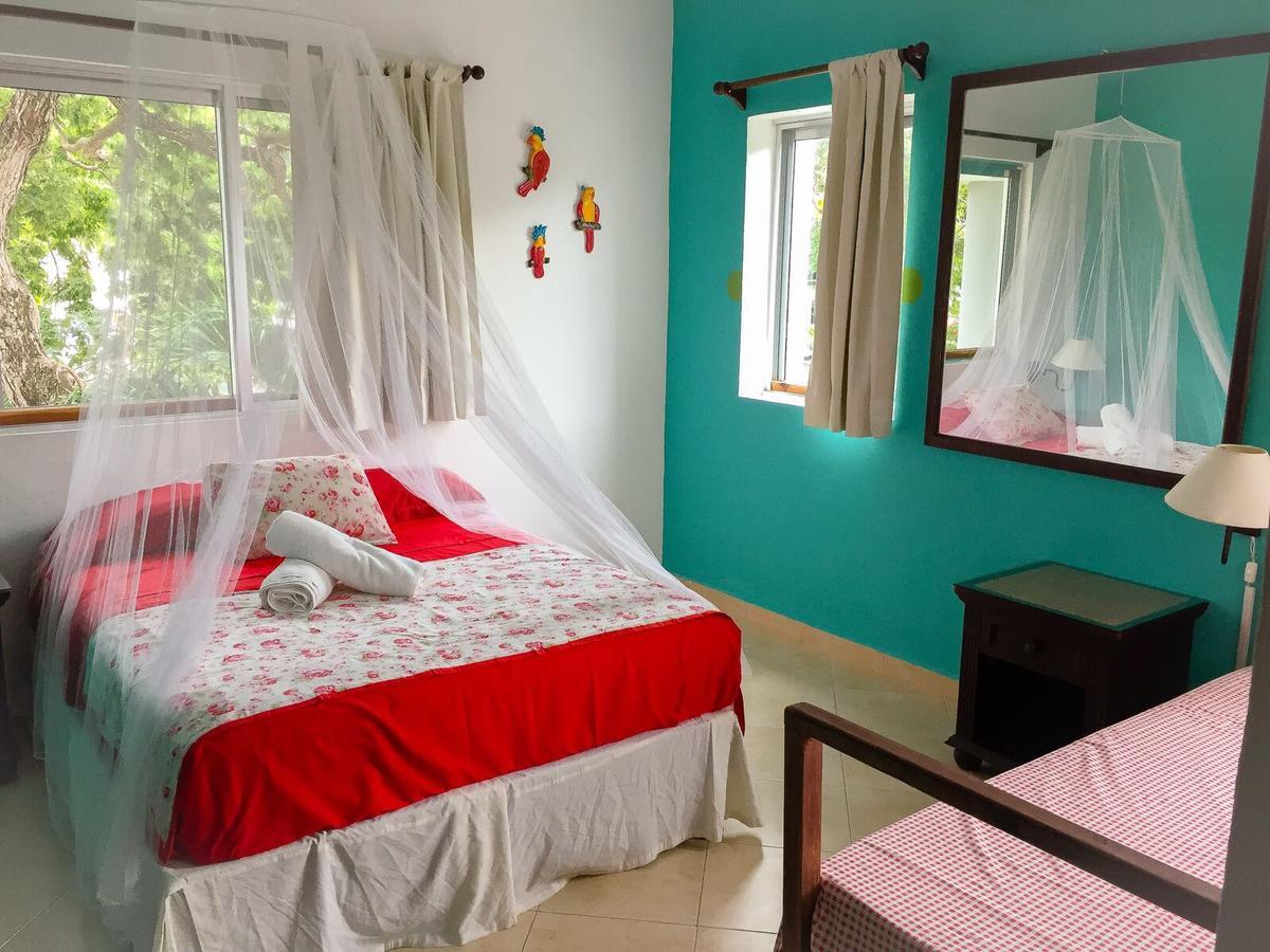 Bed and Breakfast Esquina De La Felicidad De Playacar Плая-дель-Кармен Экстерьер фото