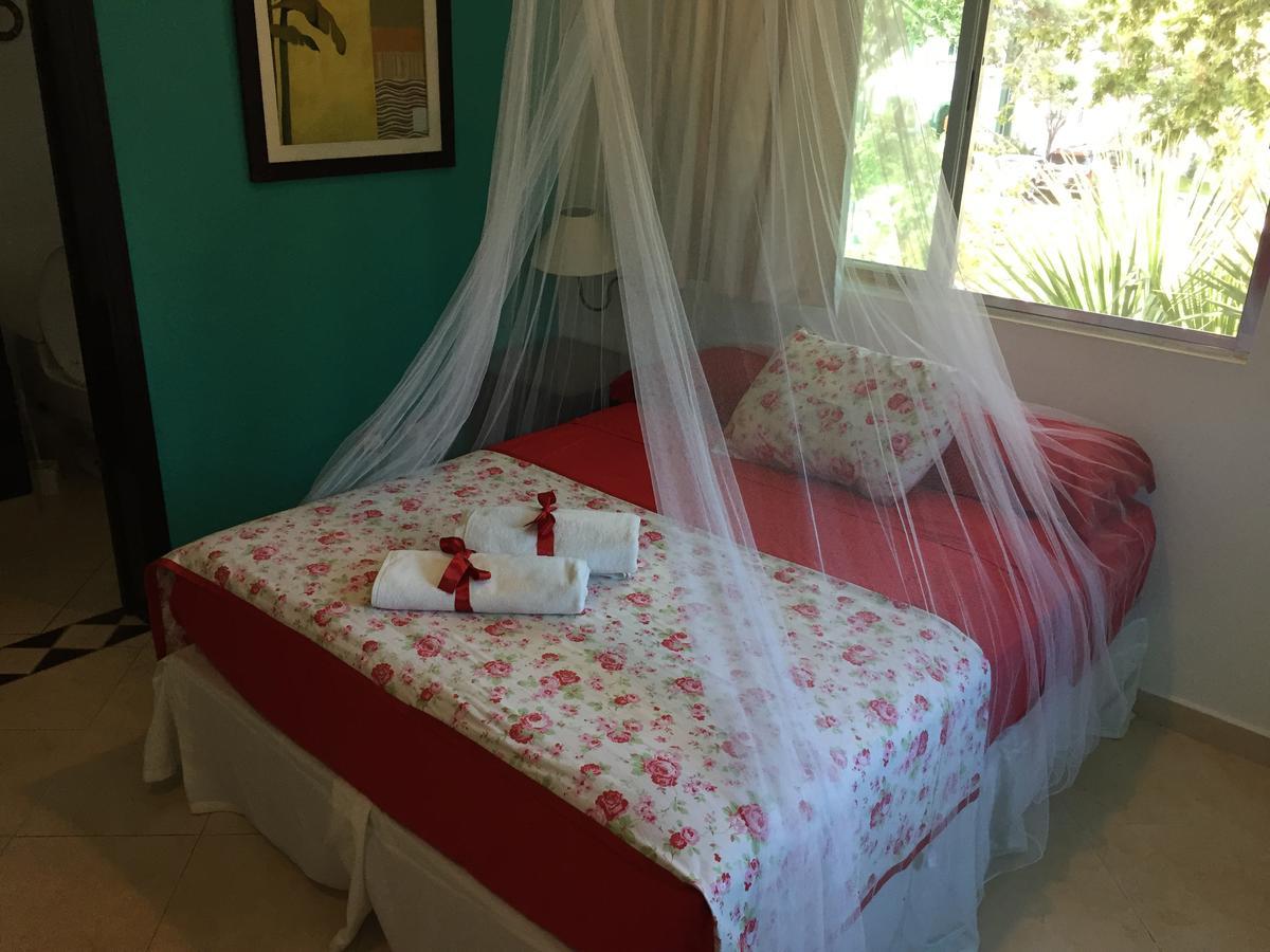 Bed and Breakfast Esquina De La Felicidad De Playacar Плая-дель-Кармен Экстерьер фото